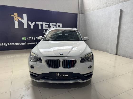 BMW X1 2.0 16V TURBO ACTIVEFLEX SDRIVE20I X-LINE 4P AUTOMÁTICO BMW X1 2.0 16V TURBO ACTIVEFLEX SDRIVE20I X-LINE 4P AUTOMÁTICO